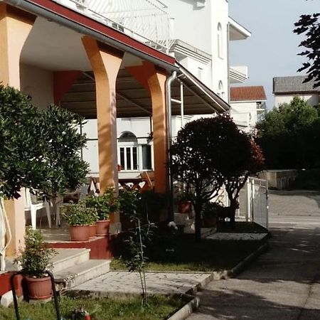 Haus Silvia Hotel Jadranovo Ngoại thất bức ảnh